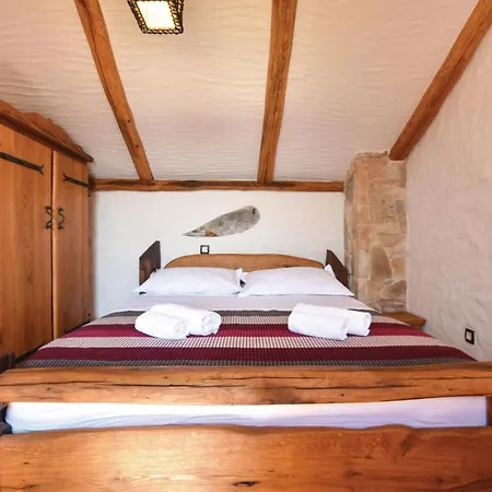 Holiday home Stunning In With Wifi *