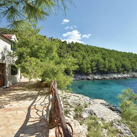 Stunning In With Wifi Holiday home Zastrazisce